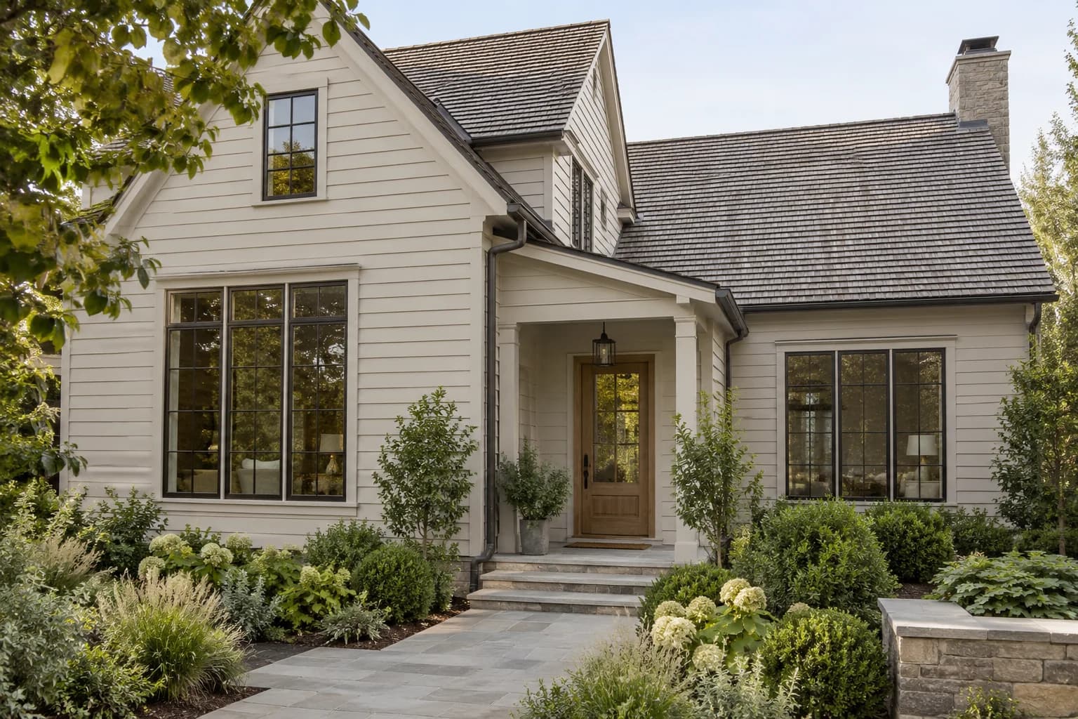 Siding featuring Collingwood paint