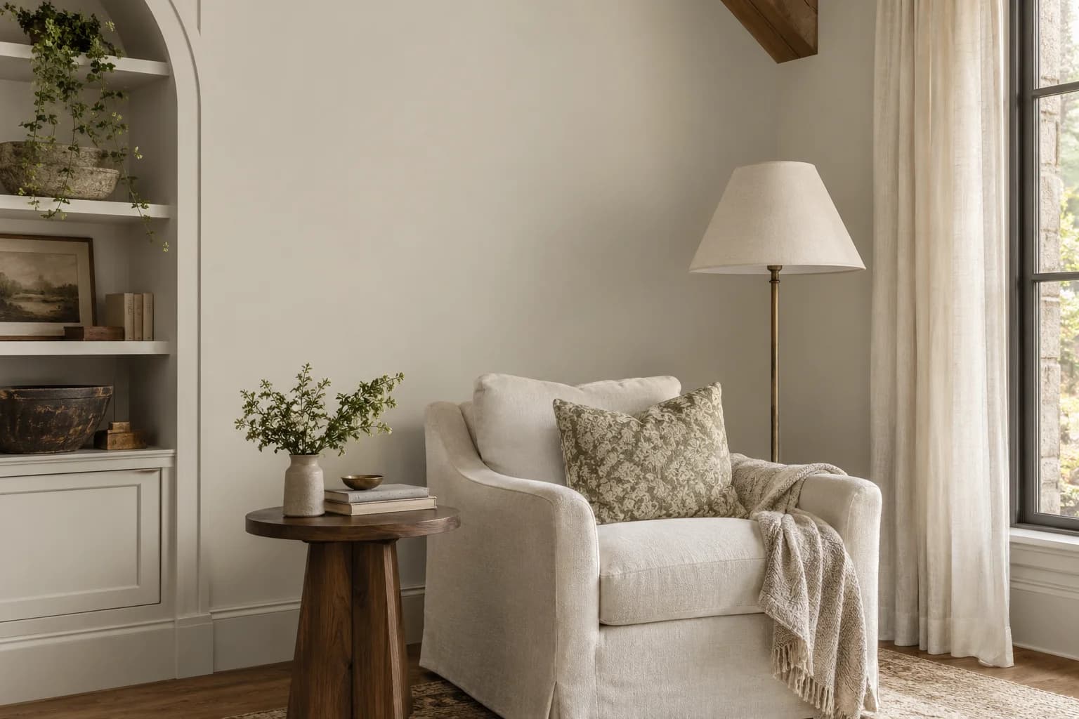 Reading nook with Pale Oak walls and a cream armchair