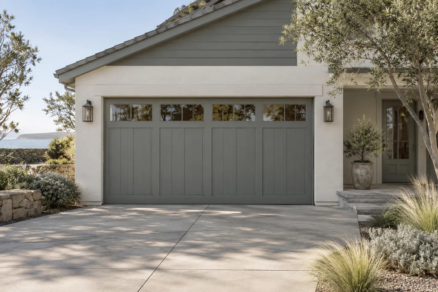 Garage door featuring De Nimes paint