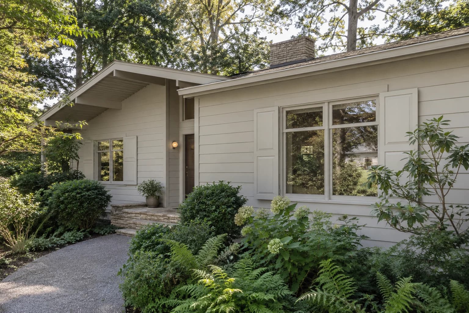 Shutters & trim featuring Drift of Mist paint