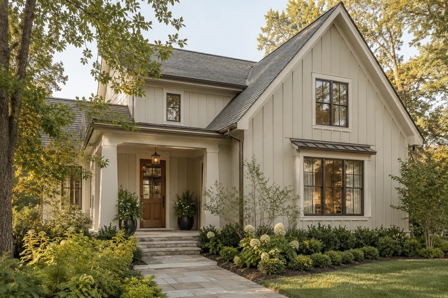 Siding featuring Villa Grey paint