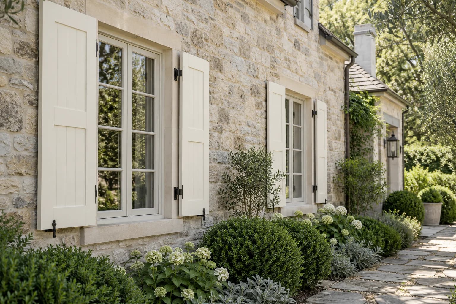 Shutters & trim featuring Alabaster paint