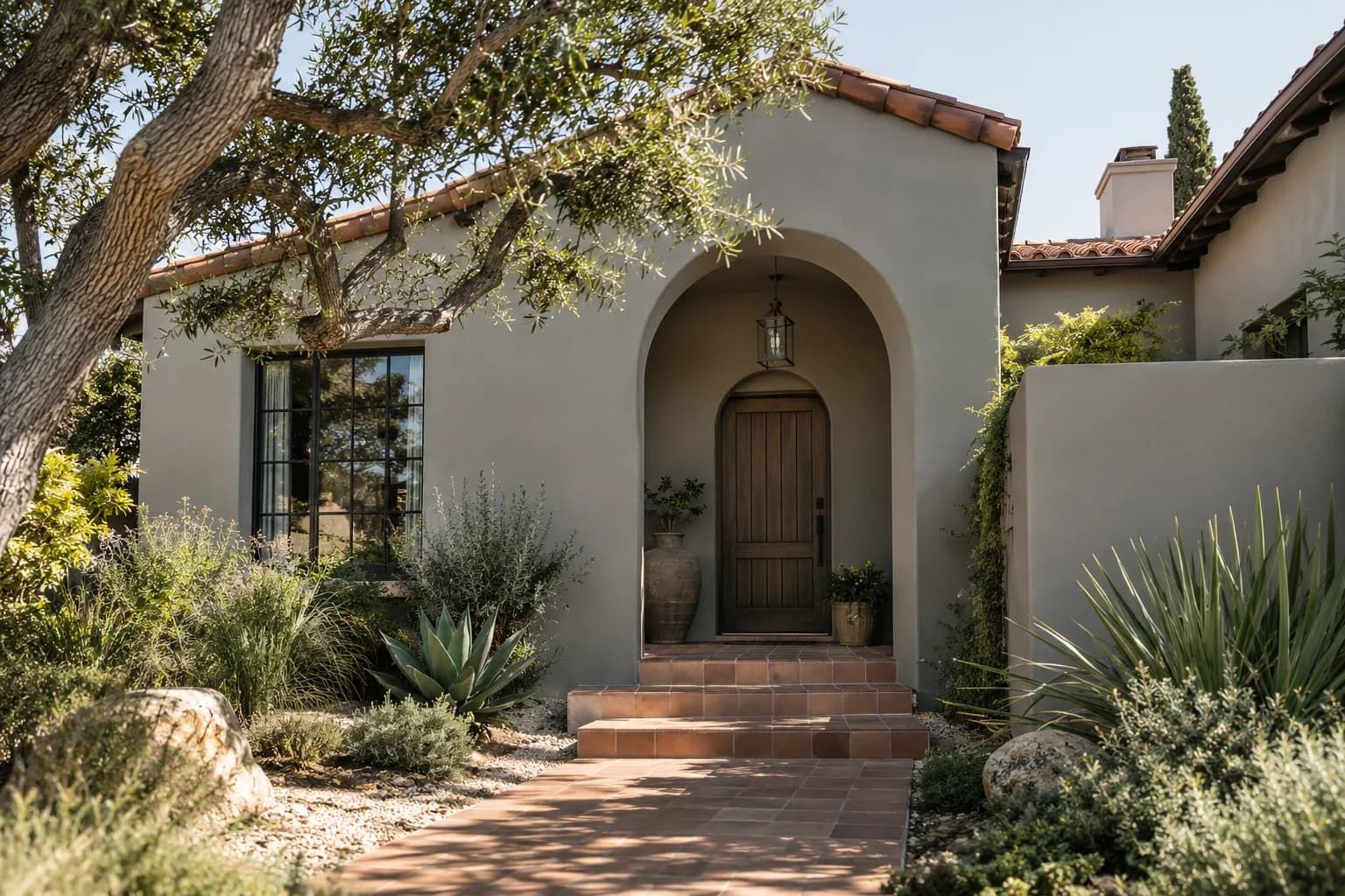 Stucco featuring Dorian Gray paint