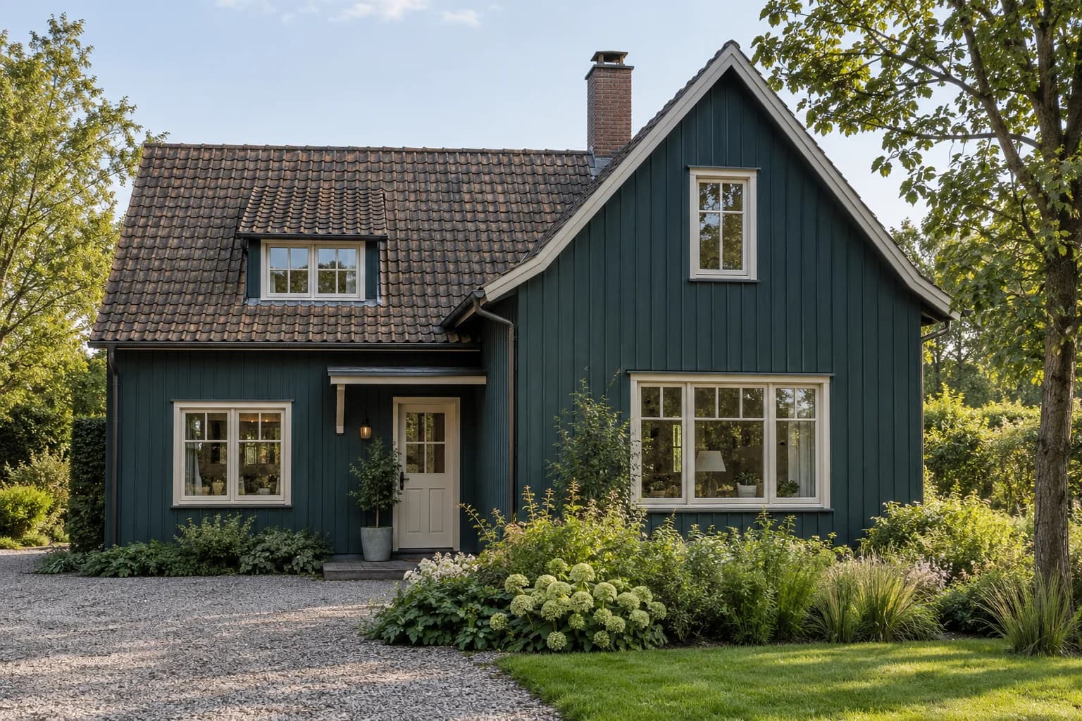 Siding featuring Everglade Deck paint